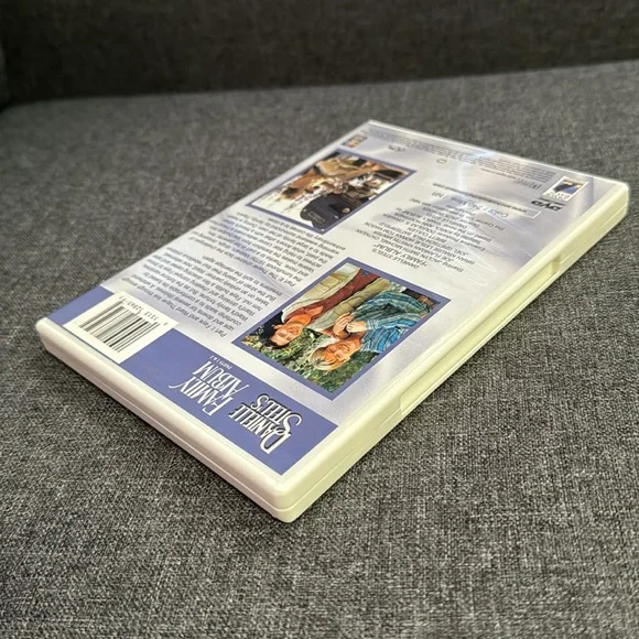 Danielle Steel FAMILY ALBUM Parts 1 & 2 Jaclyn Smith Michael Ontkean DVD Exc! - Picture 7 of 10